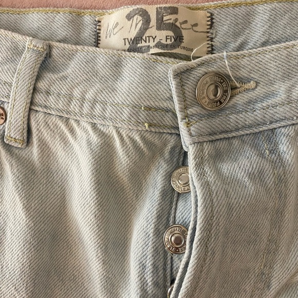Free People Light Wash Jeans - Picture 3 of 5